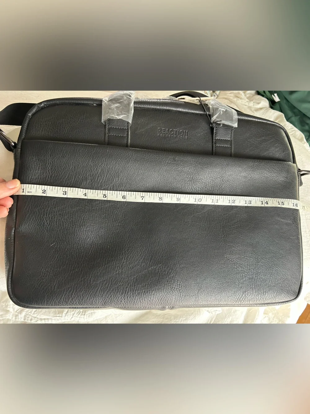 NWT Kenneth Cole Reaction Black Laptop Brief Case w/Carry Strap and Handles.